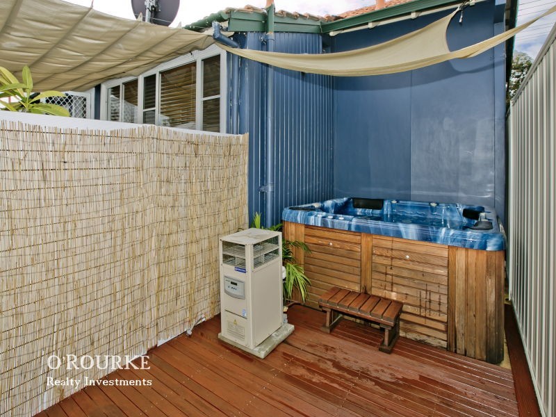 213 Huntriss Road, Doubleview WA 6018
