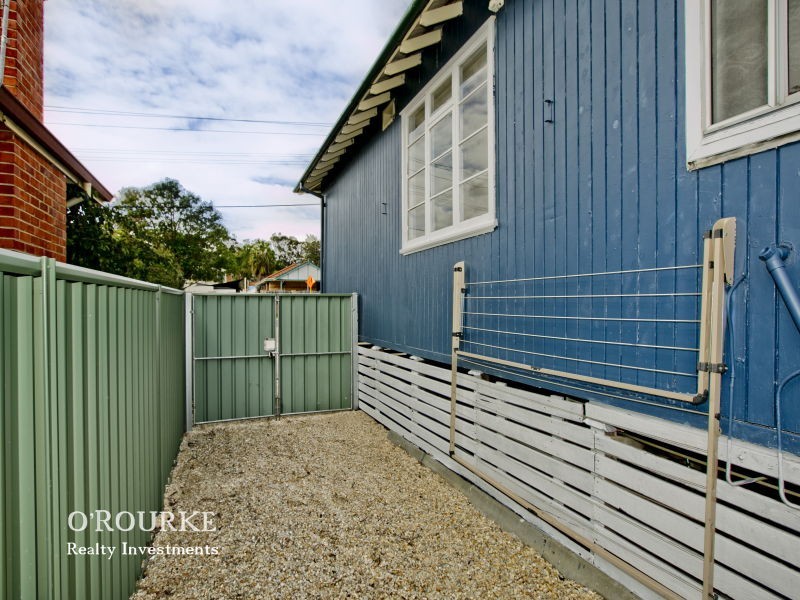 213 Huntriss Road, Doubleview WA 6018