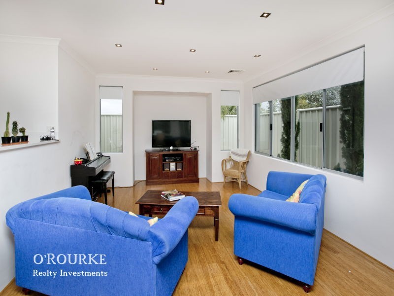 261 b Hancock Street, Doubleview WA 6018