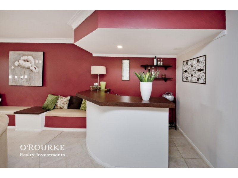 25 Rowsley Way, Carine WA 6020