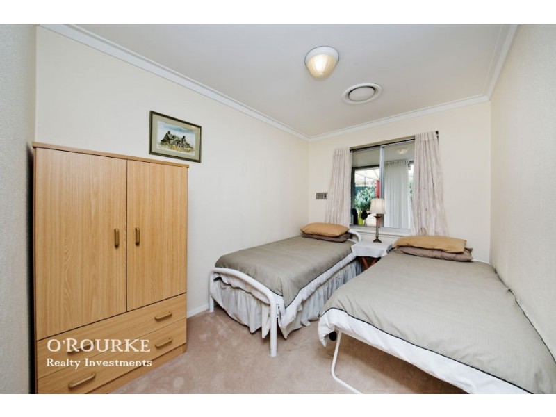 25 Rowsley Way, Carine WA 6020