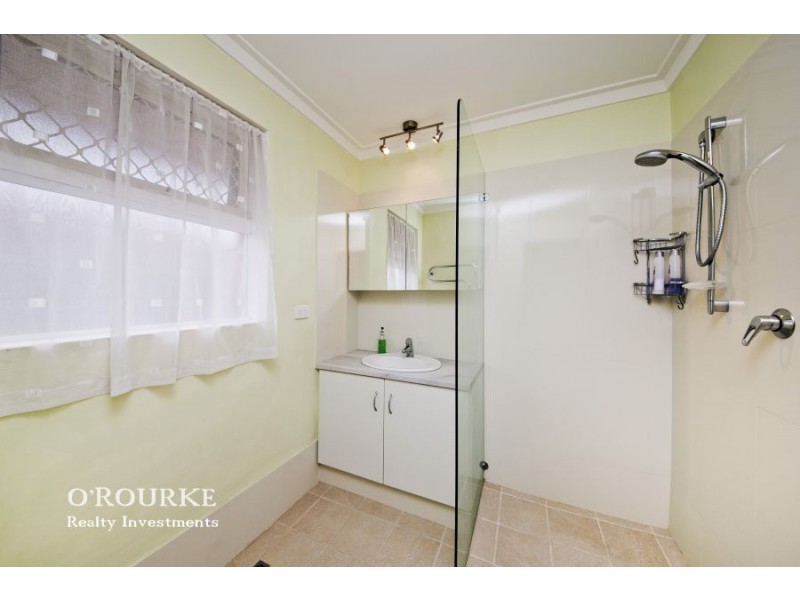 25 Rowsley Way, Carine WA 6020