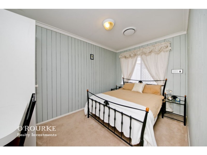 25 Rowsley Way, Carine WA 6020