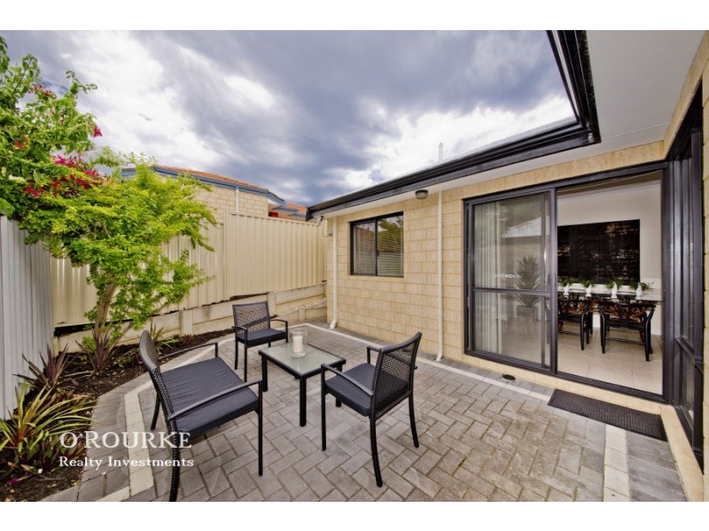 286b Huntriss Road, Doubleview WA 6018