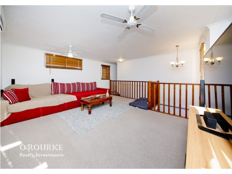 205 b Woodside Street, Doubleview WA 6018