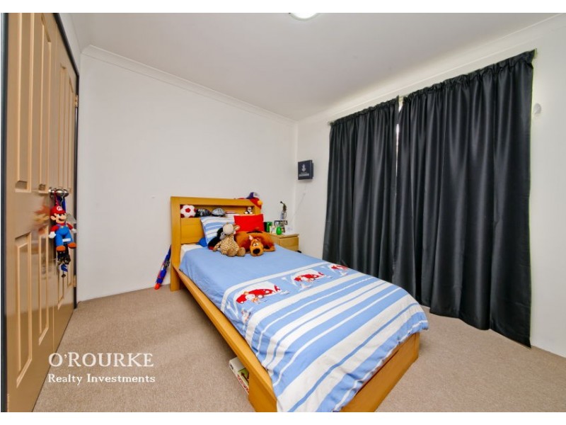 205 b Woodside Street, Doubleview WA 6018