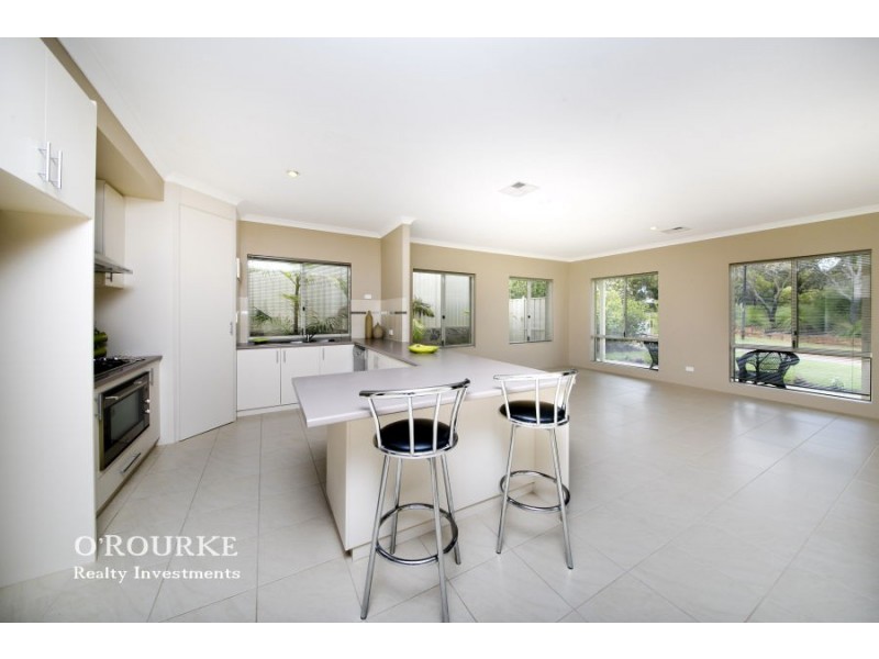 3 Gale Lane, Carramar WA 6031