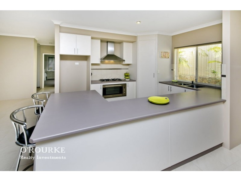 3 Gale Lane, Carramar WA 6031