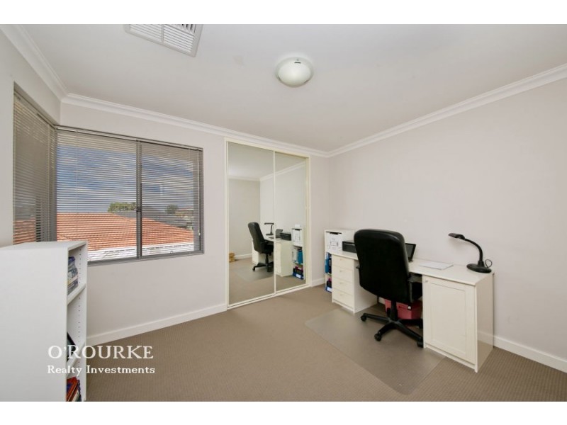 132C Odin Road, Innaloo WA 6018