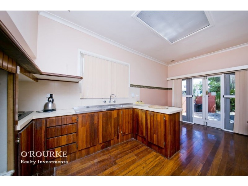 14 Beatrice Street, Doubleview WA 6018