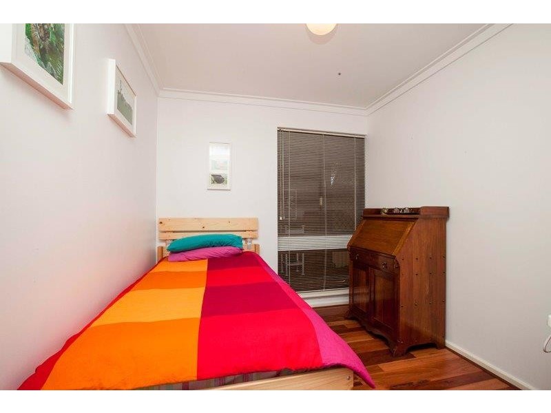 12 Woodhall Street, Stirling WA 6021