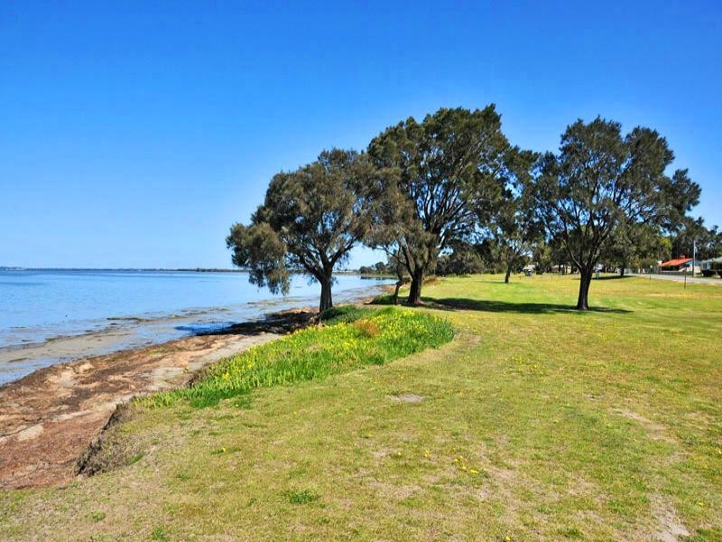 9 John Street, Mandurah WA 6210