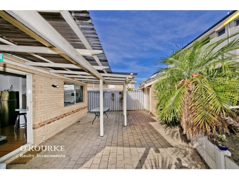 7 Bowra Ave, Woodlands WA 6018