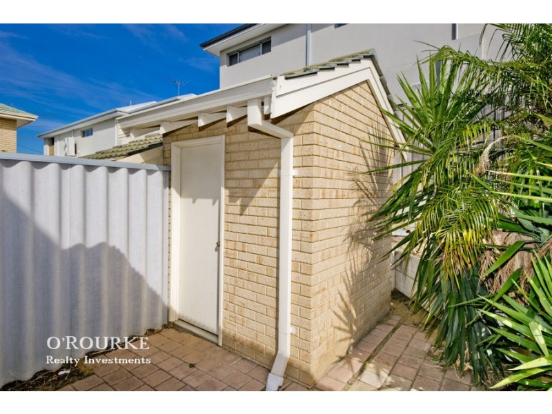 7 Bowra Ave, Woodlands WA 6018