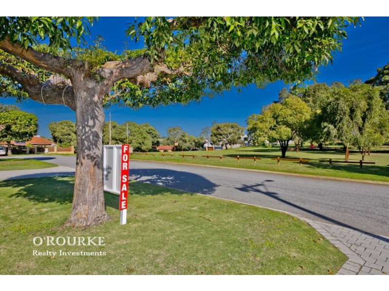 5 a Penelope Place, Innaloo WA 6018