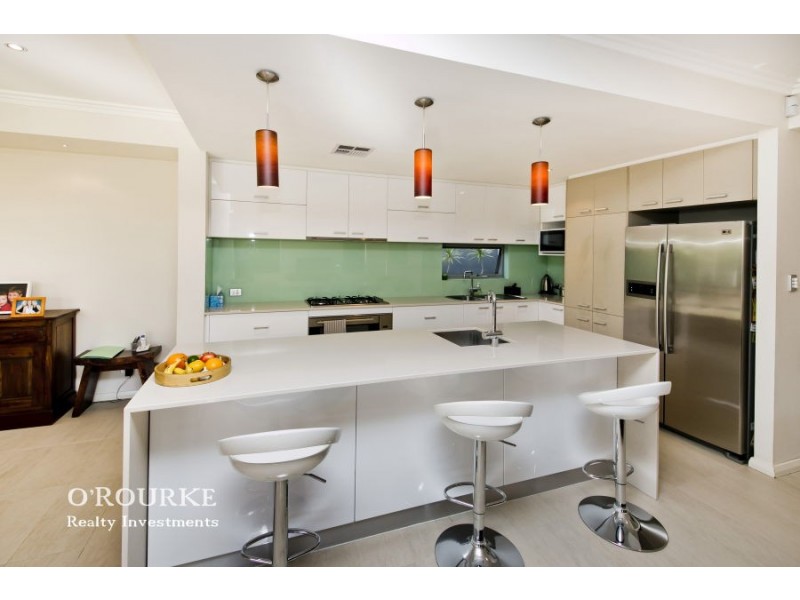 5 a Penelope Place, Innaloo WA 6018