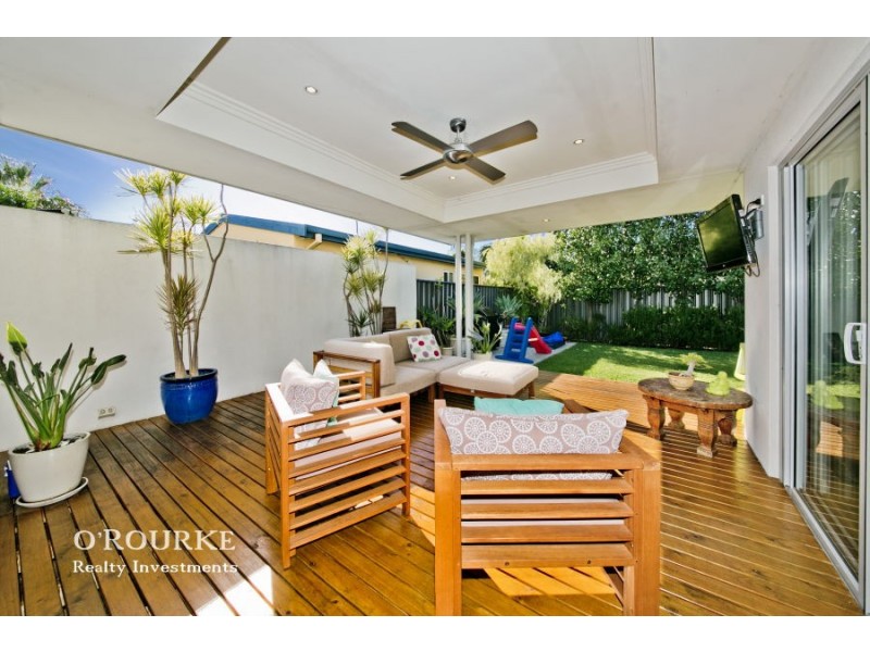5 a Penelope Place, Innaloo WA 6018