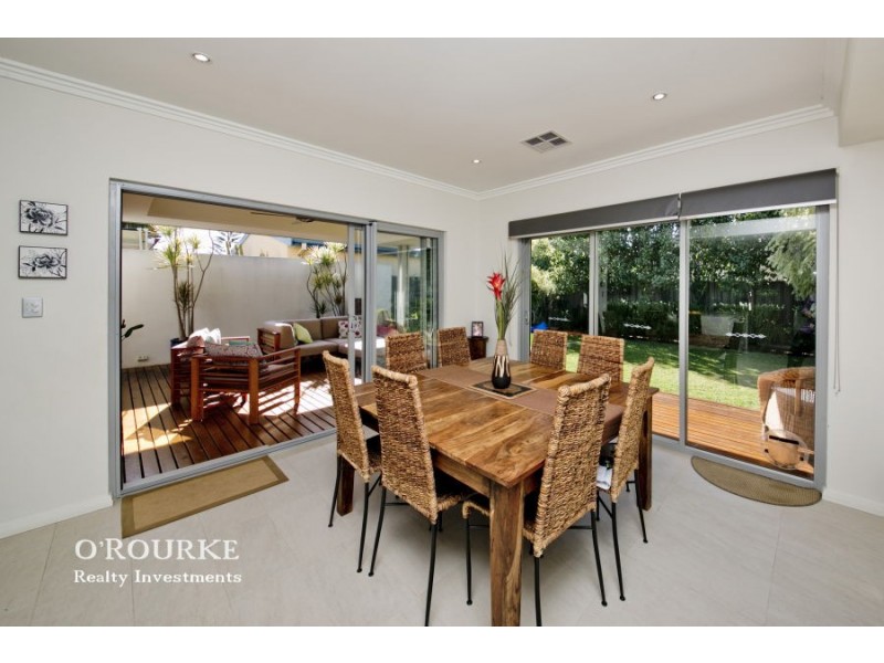 5 a Penelope Place, Innaloo WA 6018