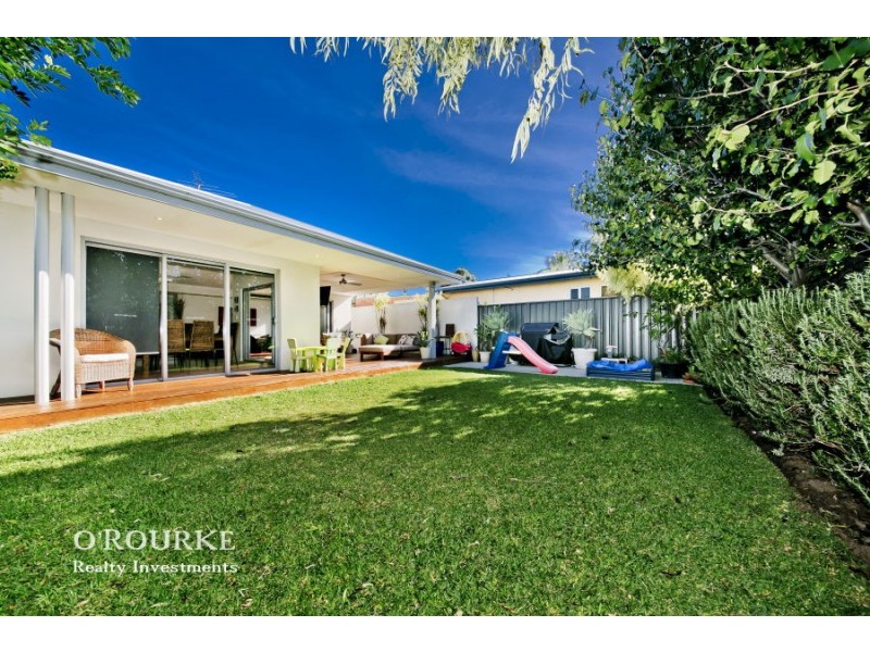 5 a Penelope Place, Innaloo WA 6018