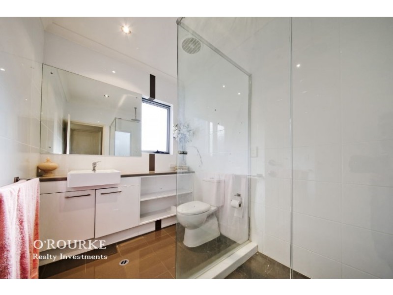 210 a Grand Prom, Doubleview WA 6018