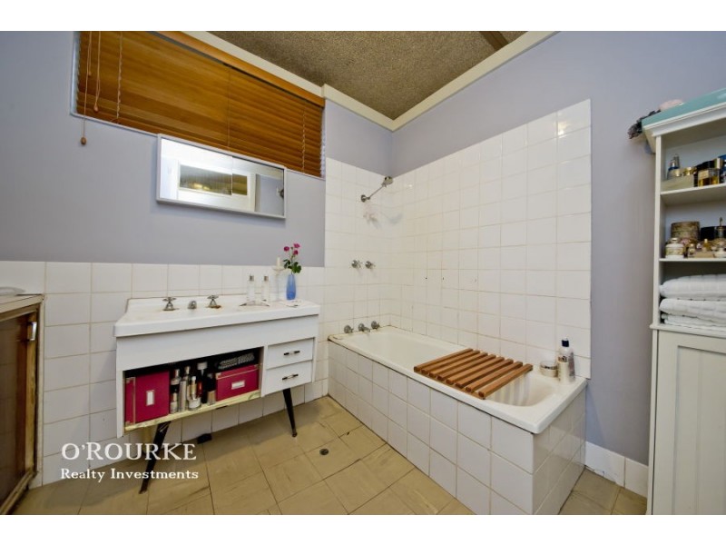 225 Alice Street, Doubleview WA 6018