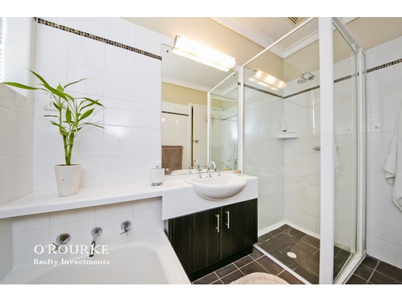 48 Newborough Street, Karrinyup WA 6018