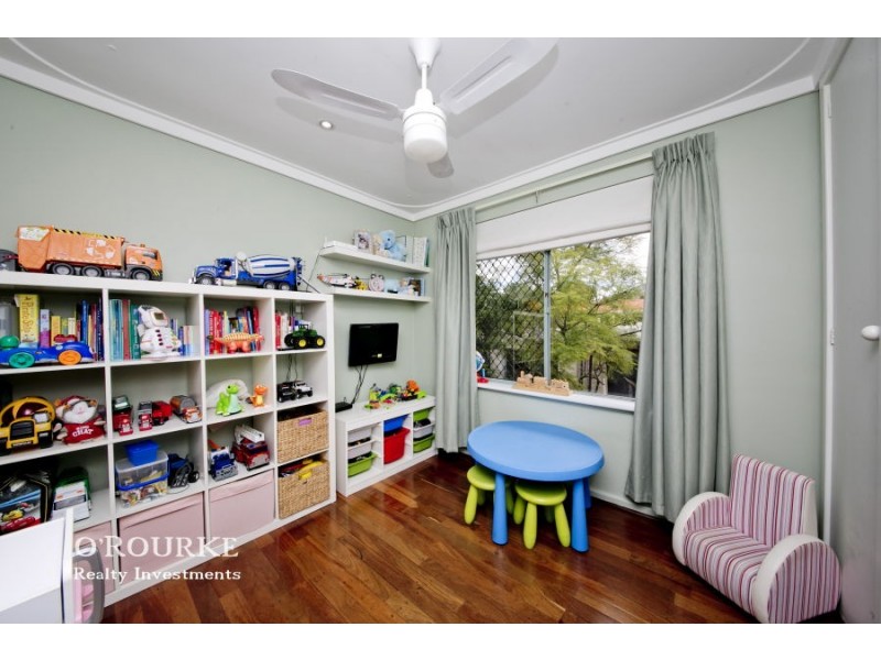 48 Newborough Street, Karrinyup WA 6018