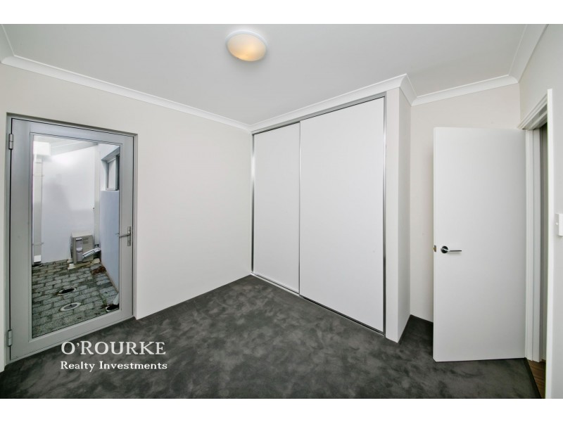 15 Ozone Parade, Trigg WA 6029