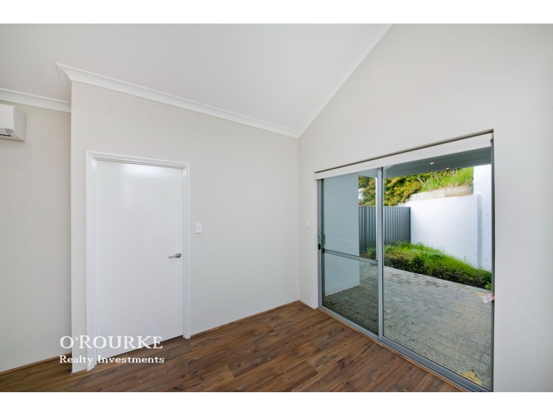 15 Ozone Parade, Trigg WA 6029