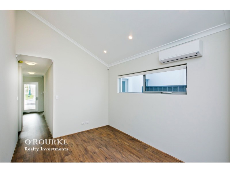 15 Ozone Parade, Trigg WA 6029