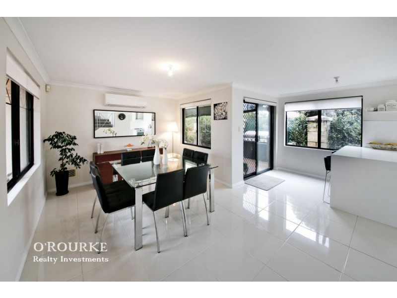 5 a Lake Edge Court, Gwelup WA 6018