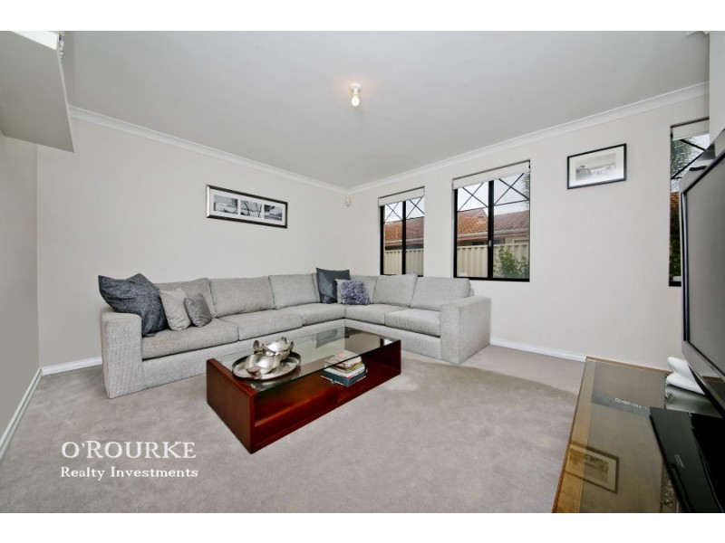 5 a Lake Edge Court, Gwelup WA 6018