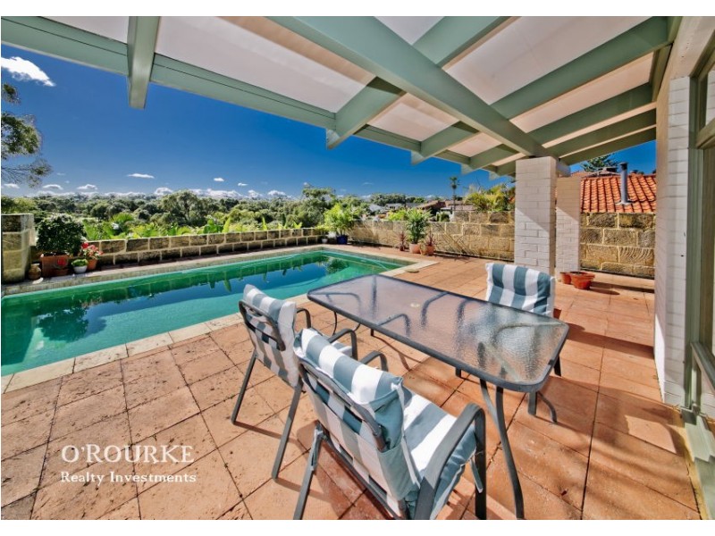 3 Rinaldi Crescent, Karrinyup WA 6018