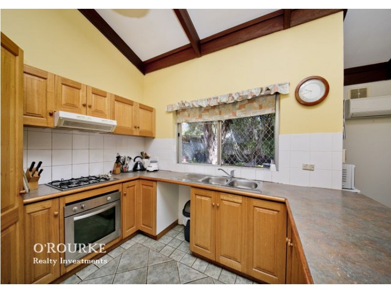 3 Rinaldi Crescent, Karrinyup WA 6018