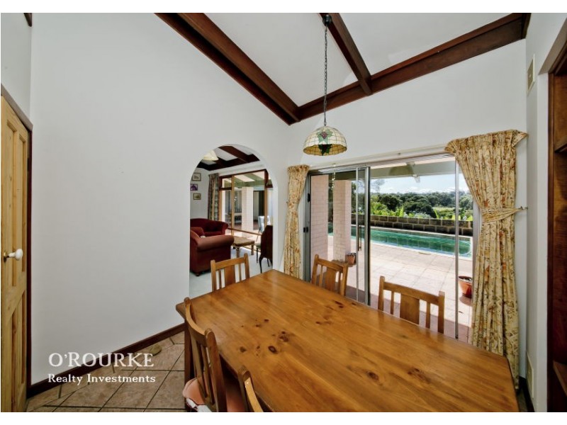 3 Rinaldi Crescent, Karrinyup WA 6018