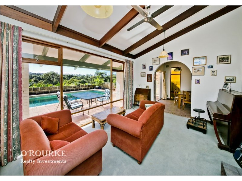 3 Rinaldi Crescent, Karrinyup WA 6018