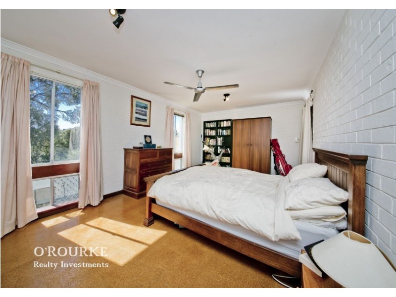 3 Rinaldi Crescent, Karrinyup WA 6018