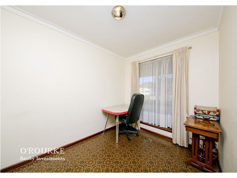 30 Oriole Street, Stirling WA 6021