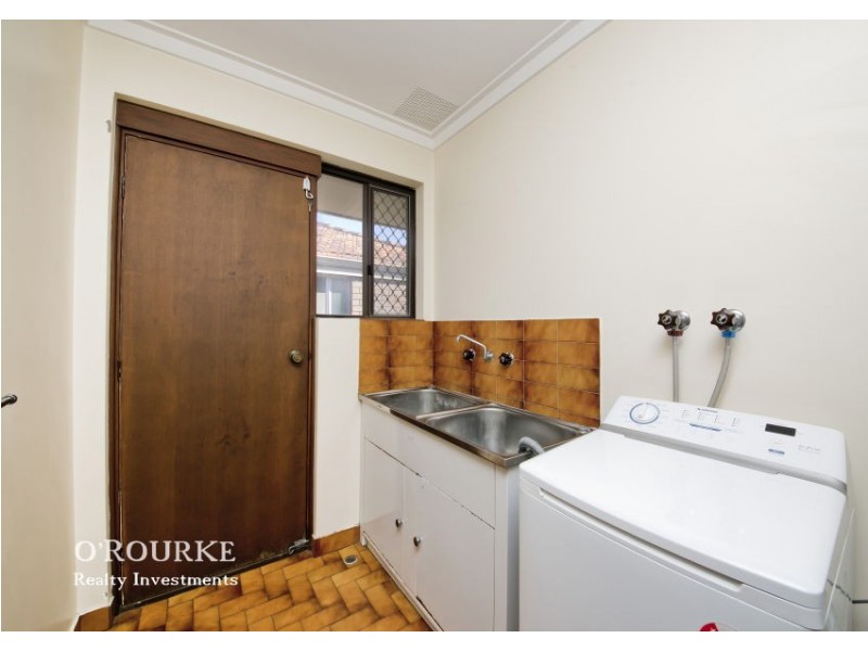 30 Oriole Street, Stirling WA 6021