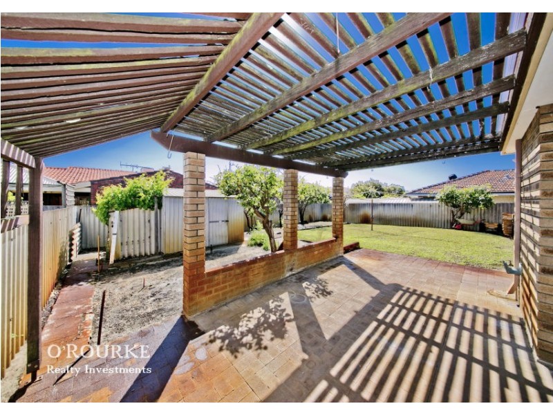 30 Oriole Street, Stirling WA 6021