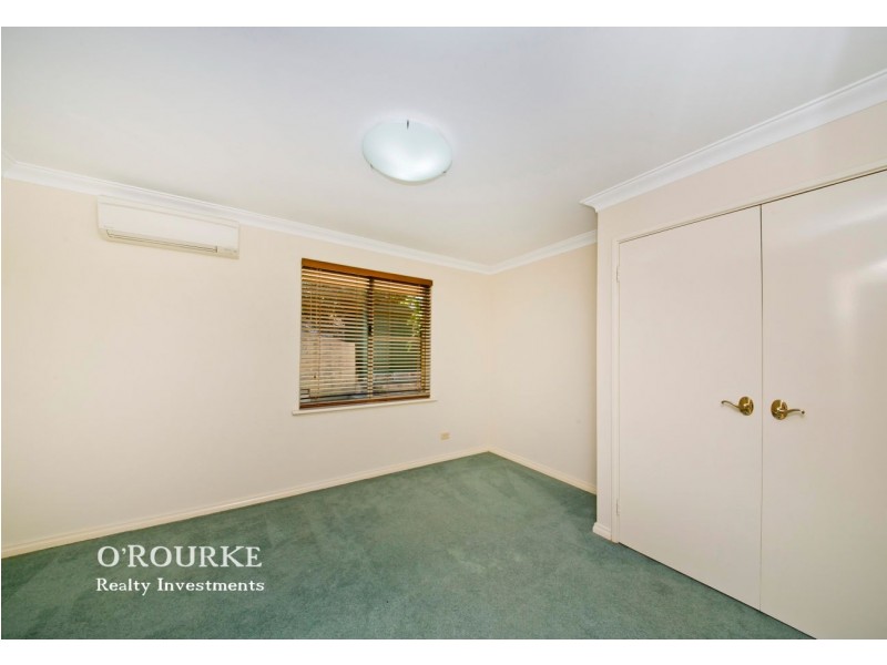 10 Chivrell Rise, Gwelup WA 6018