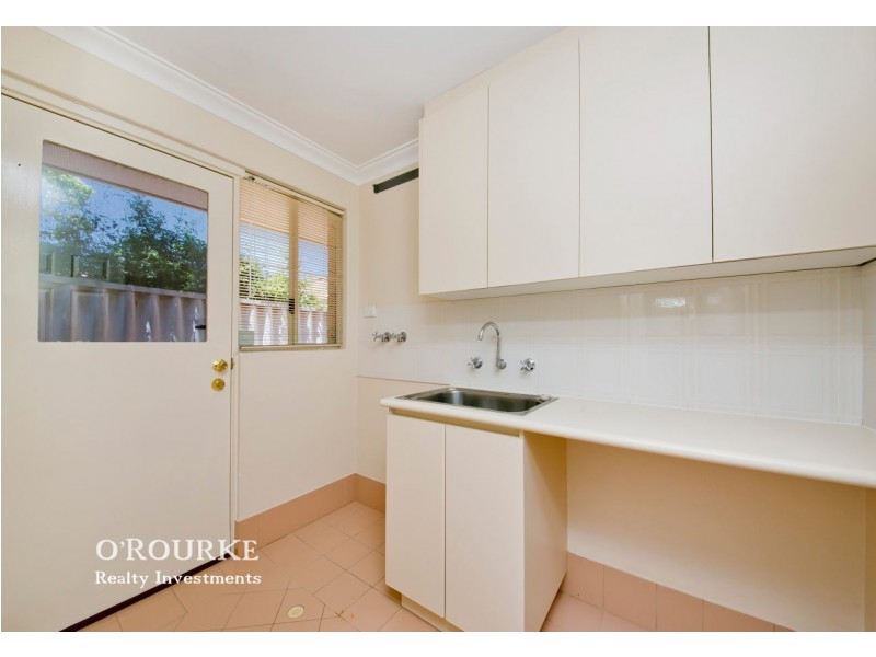 10 Chivrell Rise, Gwelup WA 6018