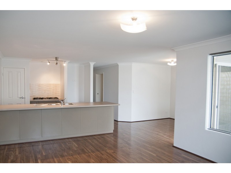 11 Harrison Lane, Madeley WA 6065