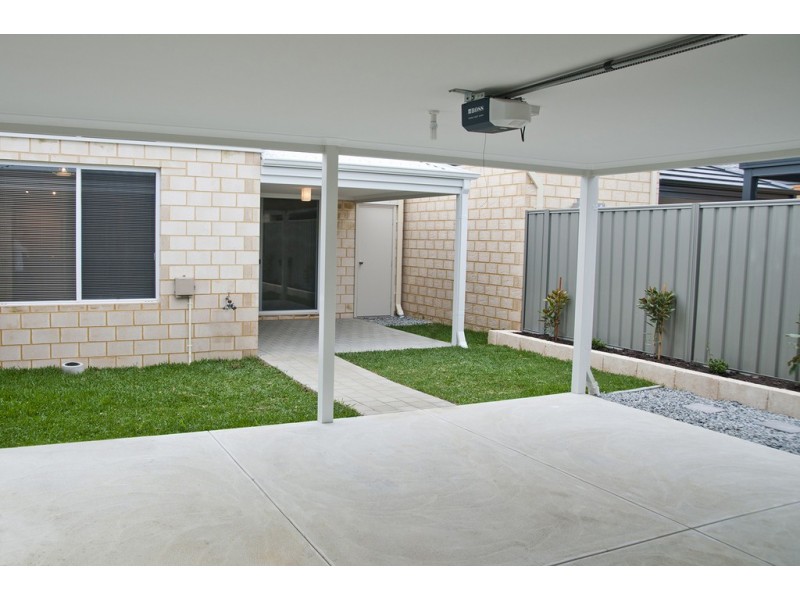 11 Harrison Lane, Madeley WA 6065