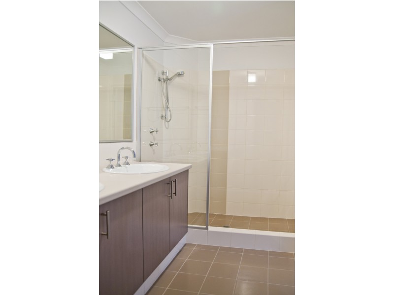 11 Harrison Lane, Madeley WA 6065