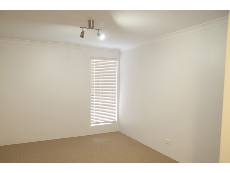 11 Harrison Lane, Madeley WA 6065