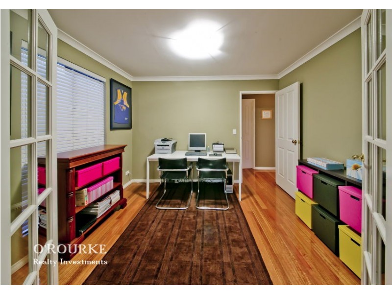 3 Crabbe Place, Karrinyup WA 6018