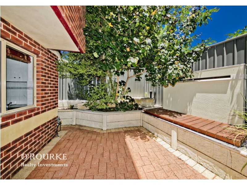 5 c Farris Place, Innaloo WA 6018