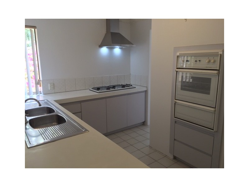 12/5 Brentham Street, Leederville WA 6007