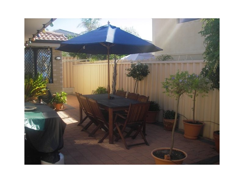 3/6 Muir Street, Innaloo WA 6018